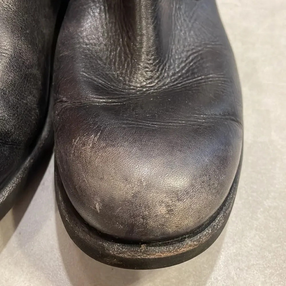 Ugg black leather woman’s boots - Picture 3 of 16